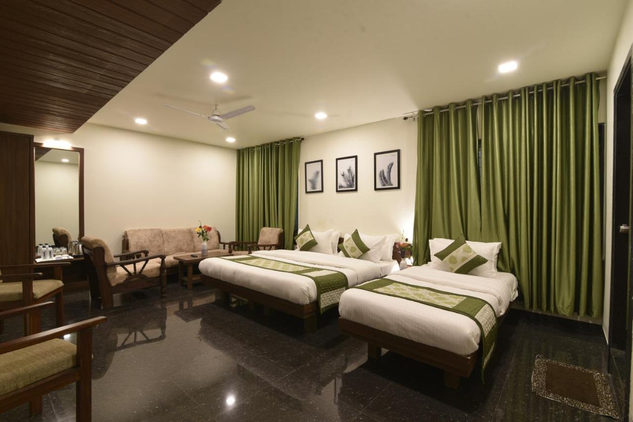 Hotel Clove Bijāpur 외부 사진